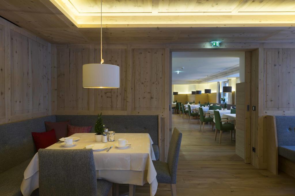 Hotel Garni Panorama レッヒ エクステリア 写真